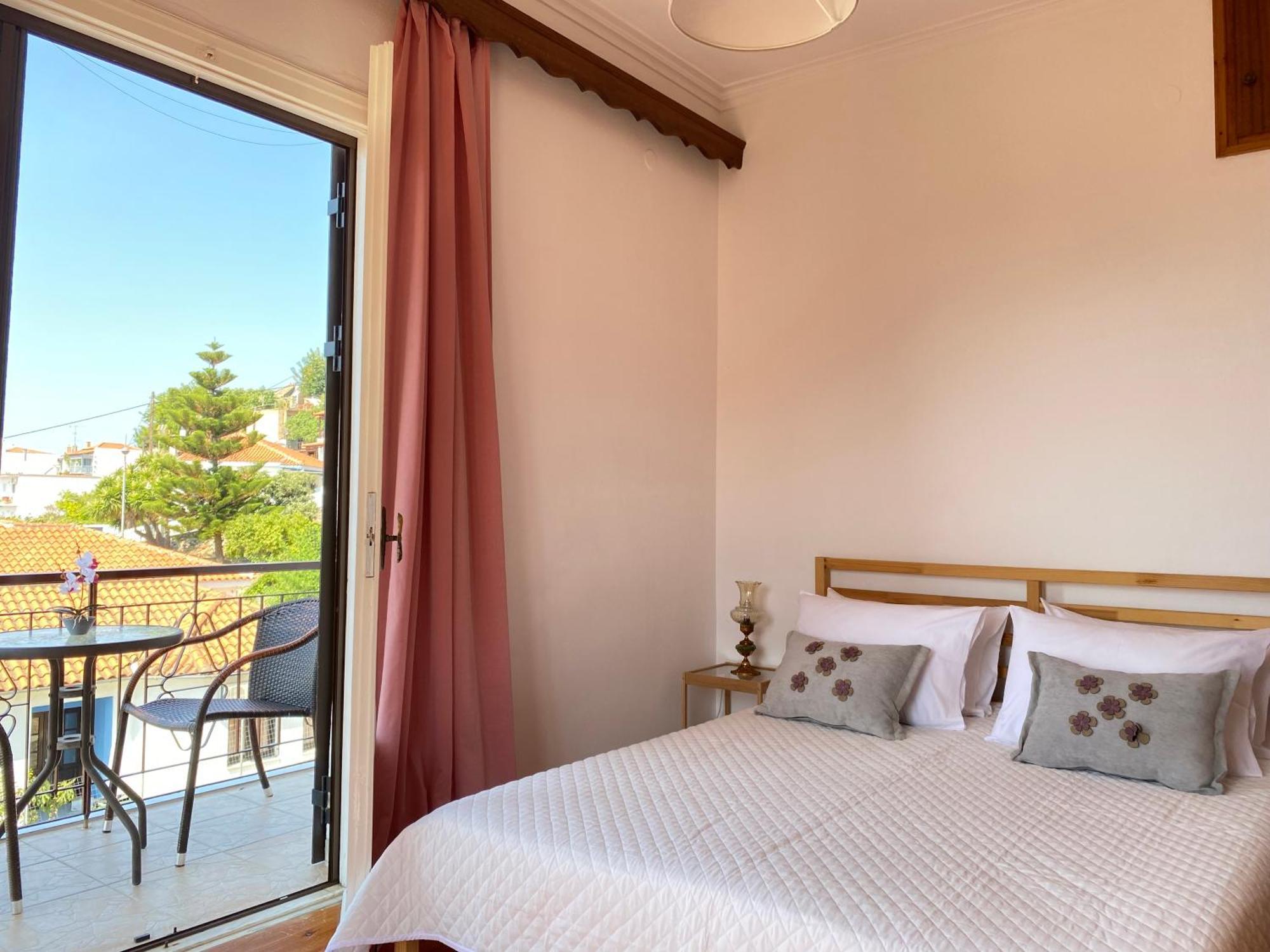 Demie And George Ηouse Villa Loutraki  Ngoại thất bức ảnh