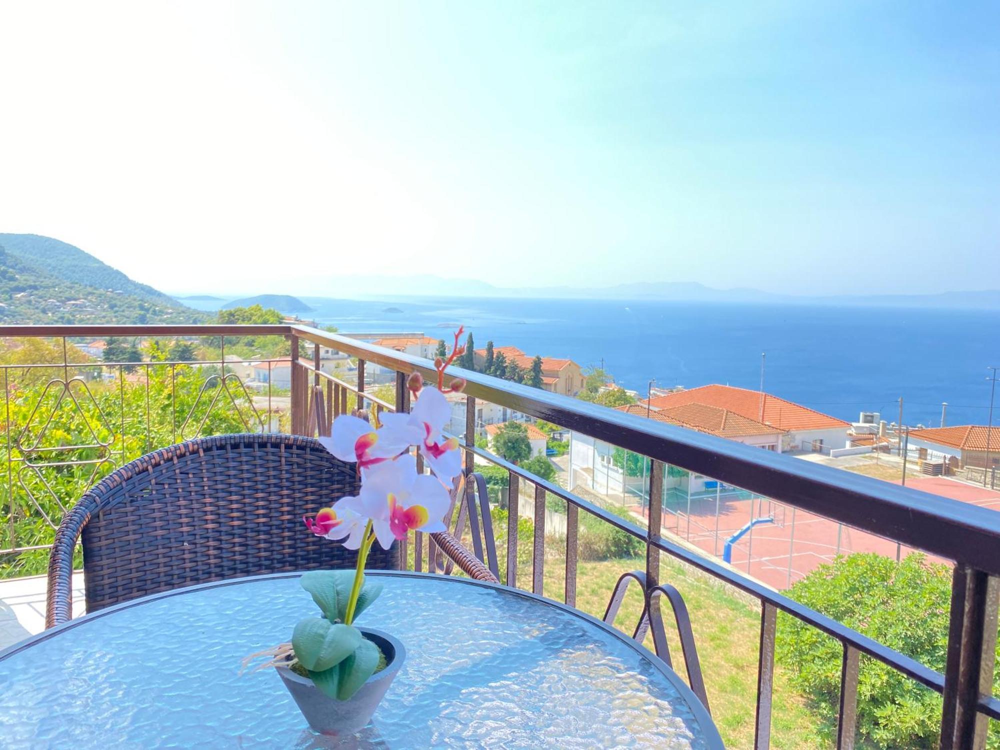 Demie And George Ηouse Villa Loutraki  Ngoại thất bức ảnh